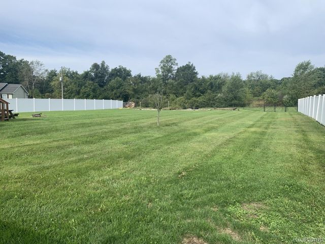 3068 W Cook Road, Mundy Township, MI 48439