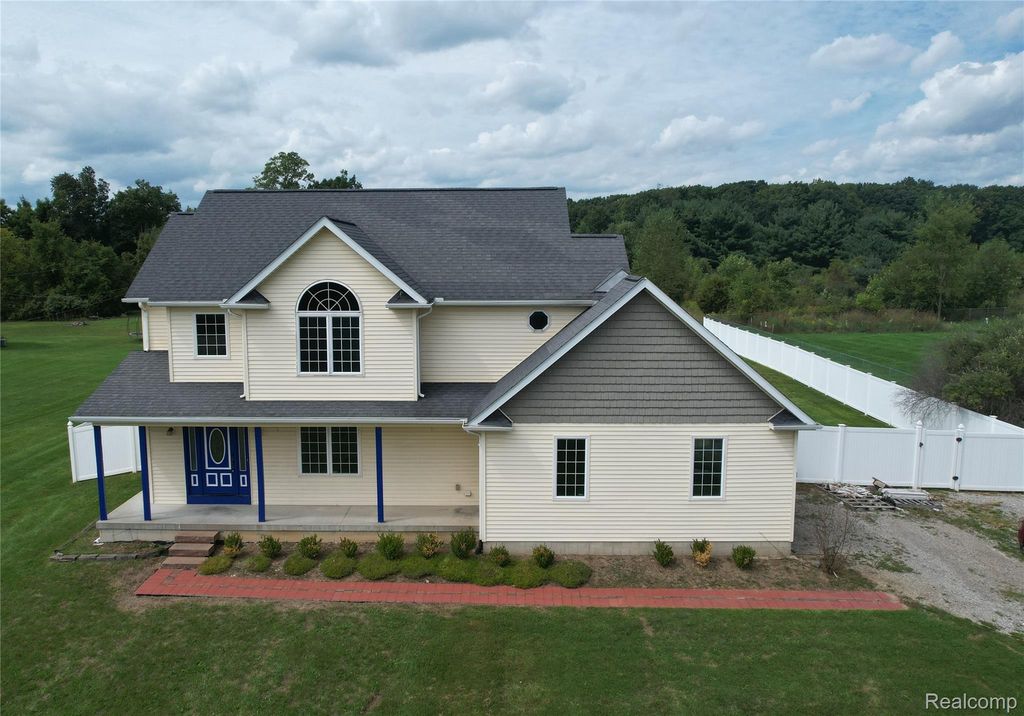 3068 W Cook Road, Mundy Township, MI 48439