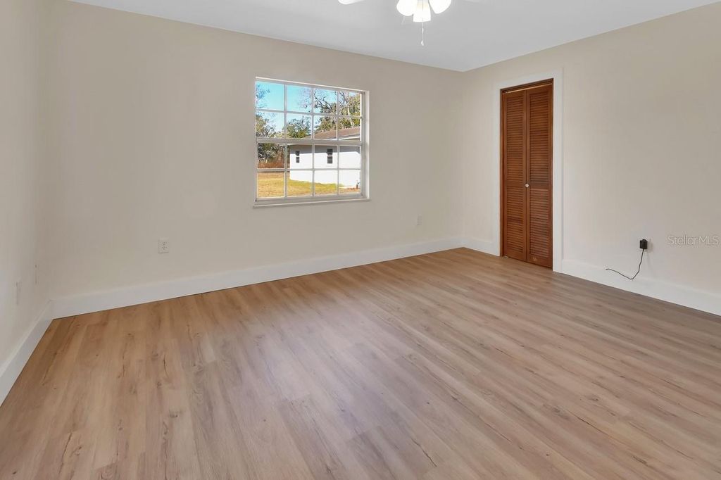 Image 22 of property listing at 570 CASS STREET, Deland, FL 32720