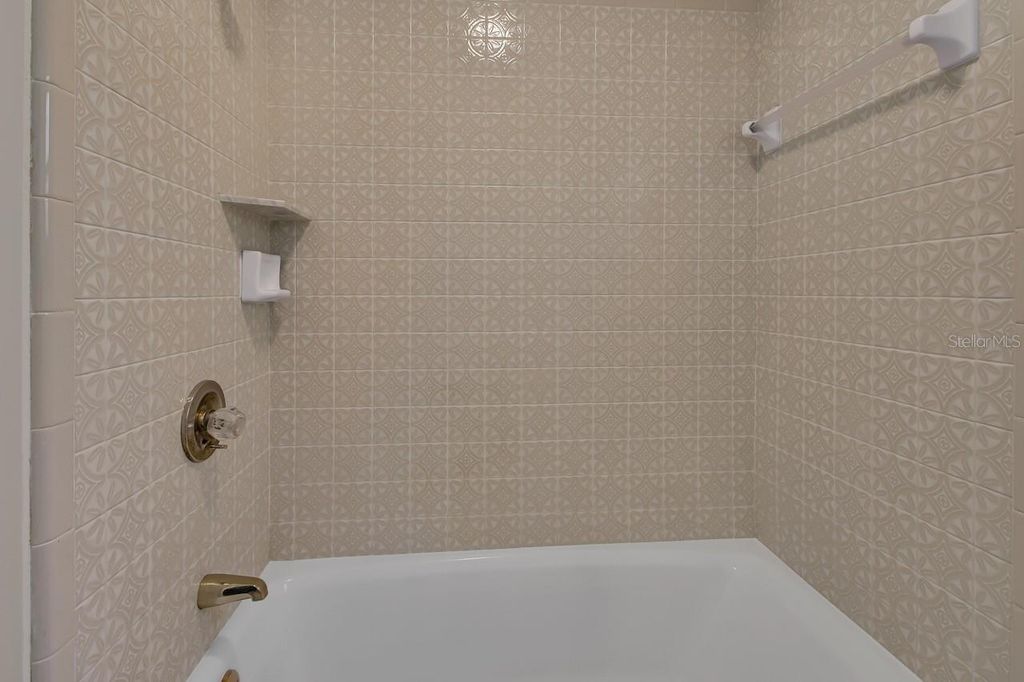 Image 29 of property listing at 570 CASS STREET, Deland, FL 32720