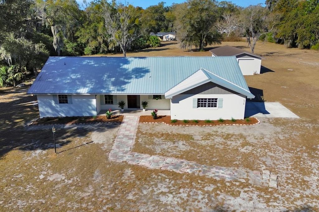 Image 41 of property listing at 570 CASS STREET, Deland, FL 32720