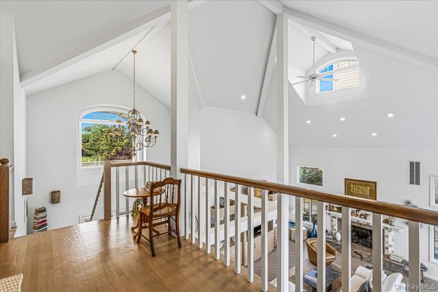 13 Bay Meadow, Westhampton, NY 11977