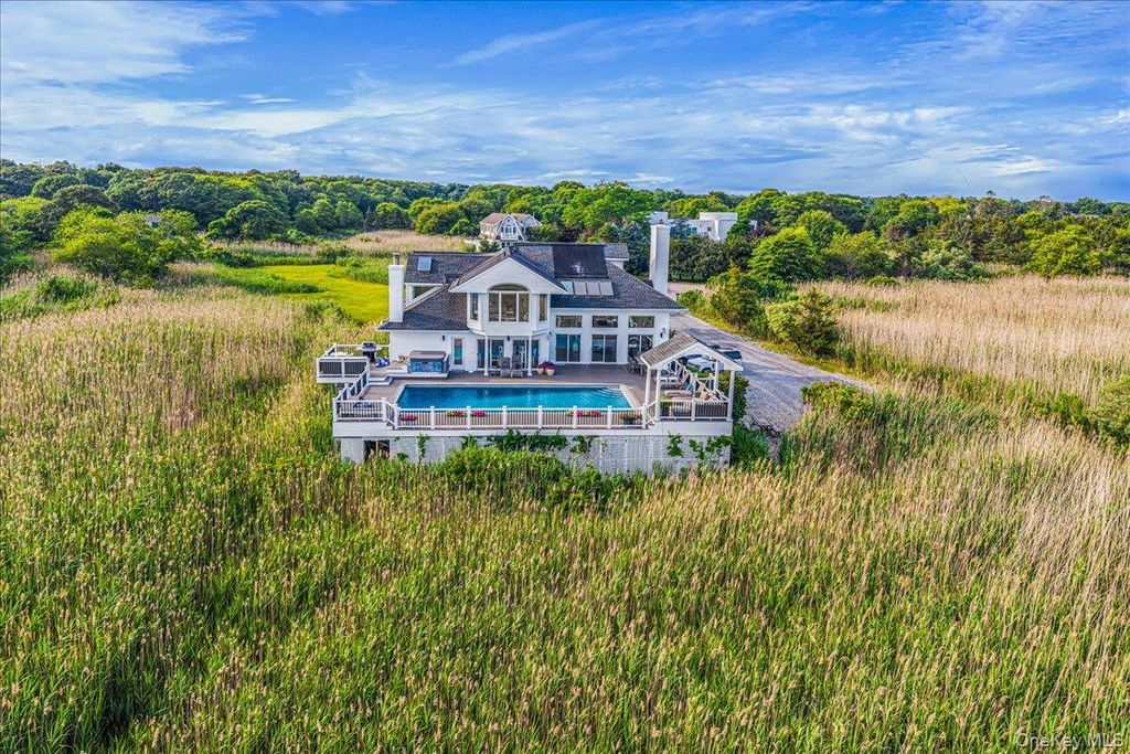 13 Bay Meadow, Westhampton, NY 11977