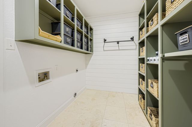 900 Pioneer Circle E, Argyle, TX 76226