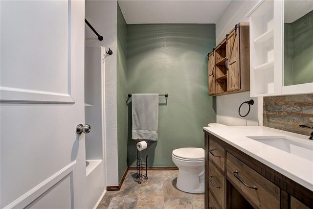 4405 Smoking Tree Drive, Shawnee, OK 74804