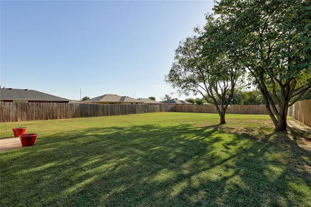 4405 Smoking Tree Drive, Shawnee, OK 74804