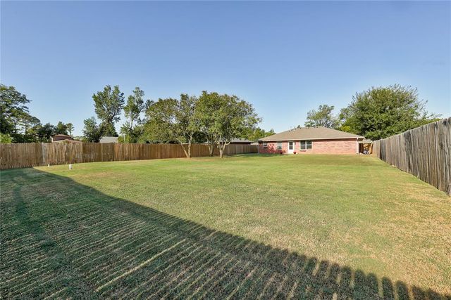 4405 Smoking Tree Drive, Shawnee, OK 74804