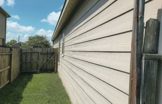 2907 Legends Knoll Drive, Spring, TX 77386