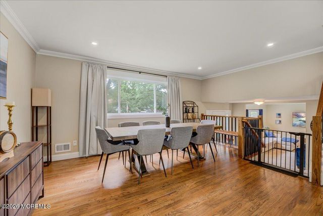 537 Roxbury Road, Belford, NJ 07718