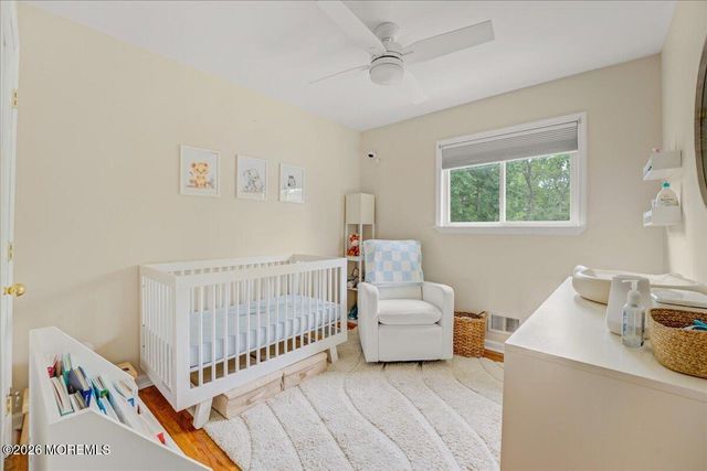 537 Roxbury Road, Belford, NJ 07718