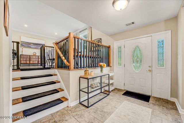 537 Roxbury Road, Belford, NJ 07718