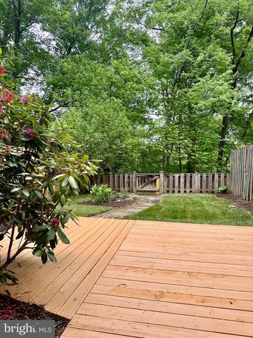 5230 LONSDALE DR, Springfield, VA 22151