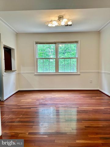 5230 LONSDALE DR, Springfield, VA 22151