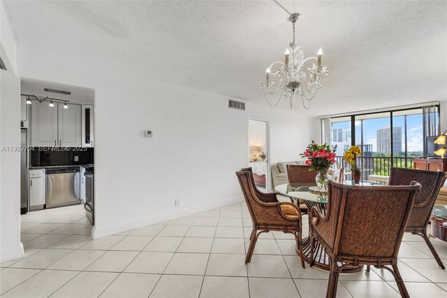 3401 N Country Club Dr 819, Aventura, FL 33180