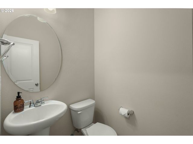 15566 Nw BRUGGER Rd, Portland, OR 97229