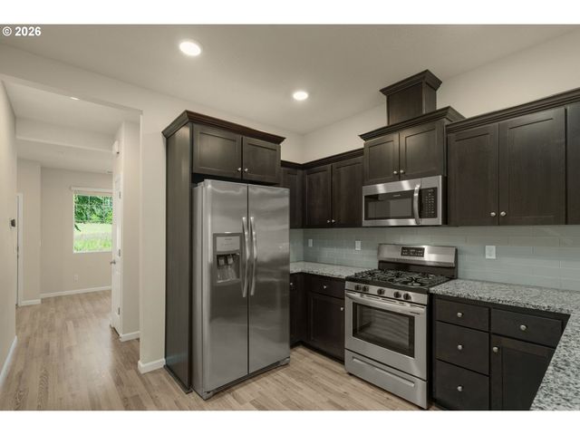 15566 Nw BRUGGER Rd, Portland, OR 97229