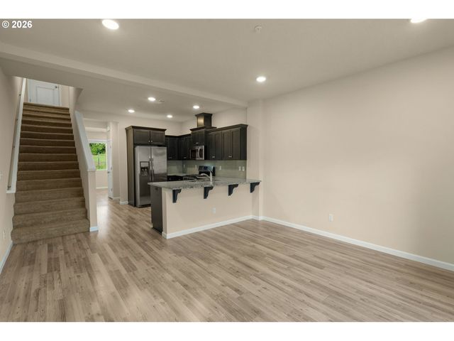 15566 Nw BRUGGER Rd, Portland, OR 97229