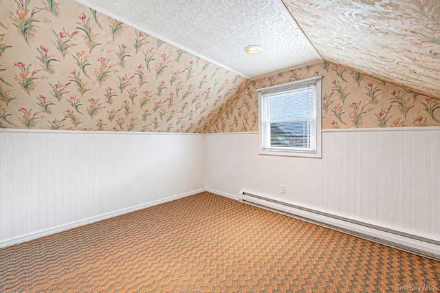 218 11th Street, West Babylon, NY 11704