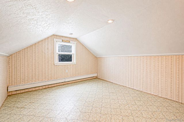 218 11th Street, West Babylon, NY 11704
