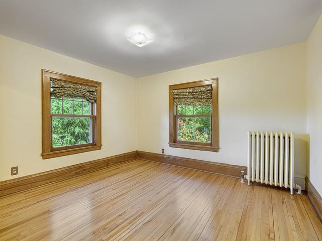 2108 Niles Avenue, Saint Paul, MN 55116