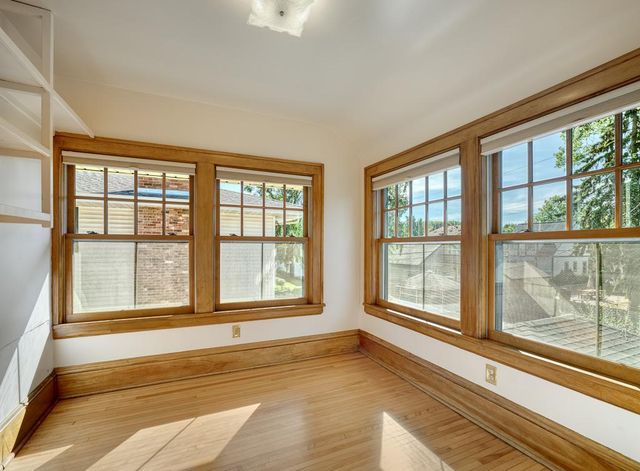 2108 Niles Avenue, Saint Paul, MN 55116