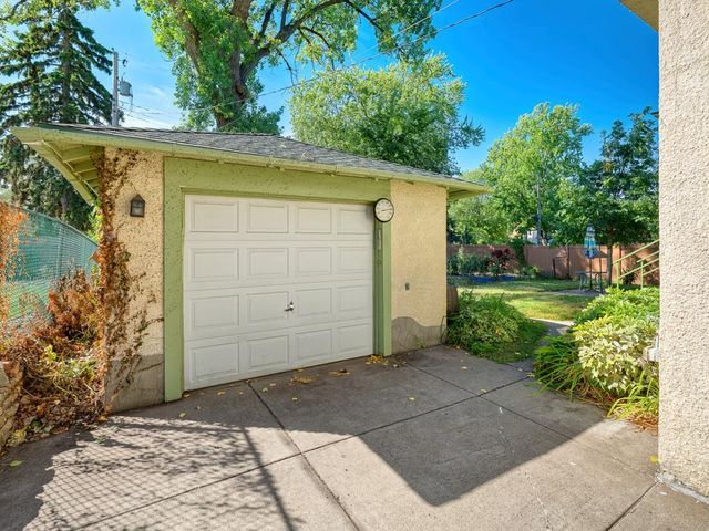 2108 Niles Avenue, Saint Paul, MN 55116