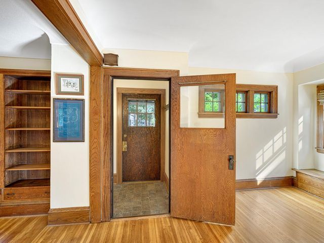 2108 Niles Avenue, Saint Paul, MN 55116