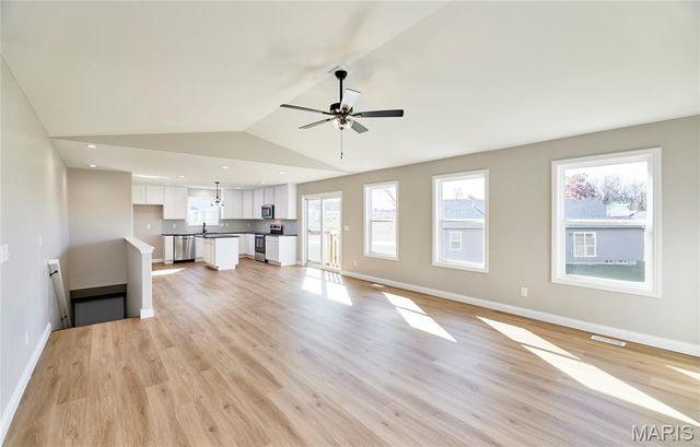 28539 Shallow Water Road, Warrenton, MO 63383