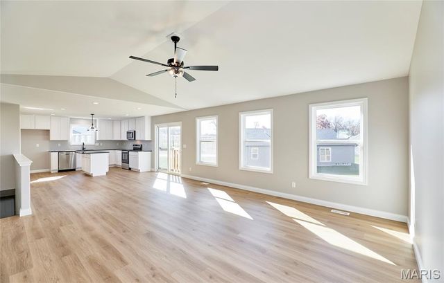 28539 Shallow Water Road, Warrenton, MO 63383