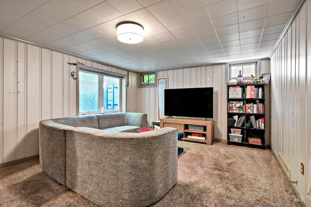 2623 W Ellis Avenue, Boise, ID 83702