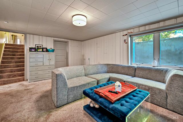 2623 W Ellis Avenue, Boise, ID 83702
