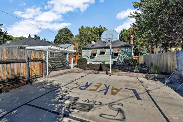 2623 W Ellis Avenue, Boise, ID 83702