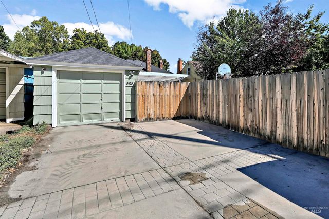2623 W Ellis Avenue, Boise, ID 83702