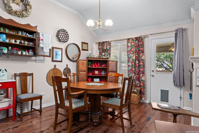 1275 FOX GLEN RD, New Braunfels, TX 78130