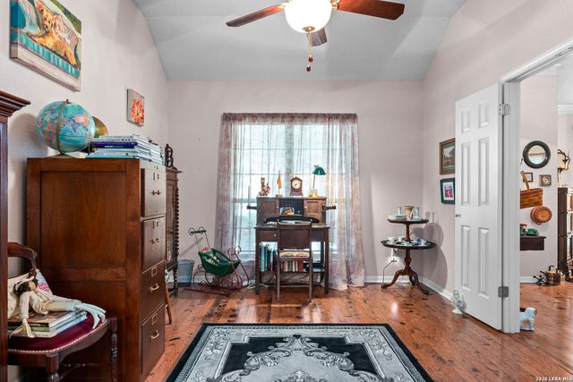 1275 FOX GLEN RD, New Braunfels, TX 78130