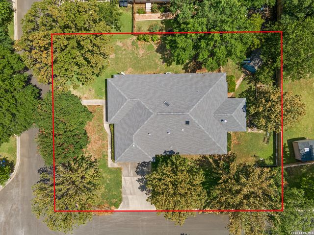 1275 FOX GLEN RD, New Braunfels, TX 78130