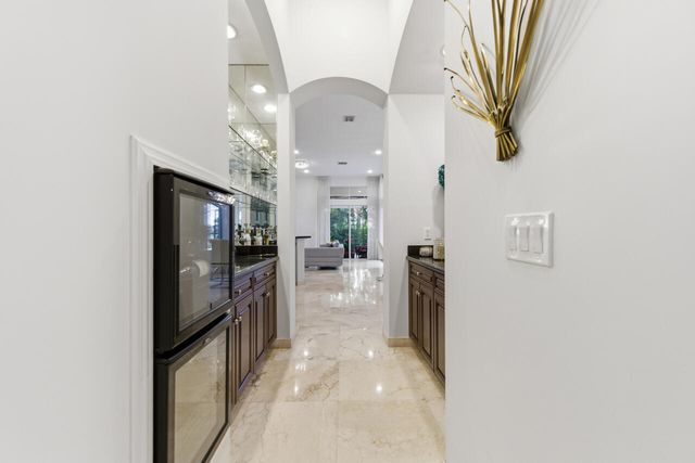 6666 NW 127th Terrace, Parkland, FL 33076