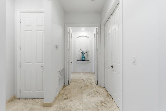 6666 NW 127th Terrace, Parkland, FL 33076