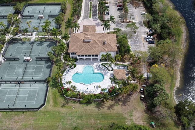 6666 NW 127th Terrace, Parkland, FL 33076