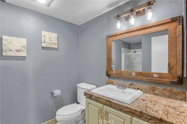 10215 Variel Avenue 7, Chatsworth, CA 91311