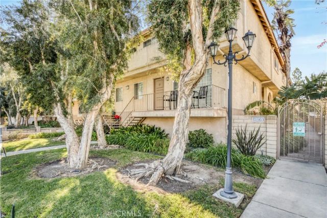 10215 Variel Avenue 7, Chatsworth, CA 91311