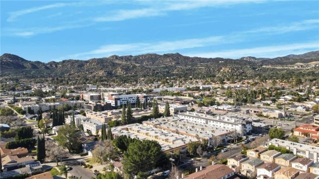 10215 Variel Avenue 7, Chatsworth, CA 91311