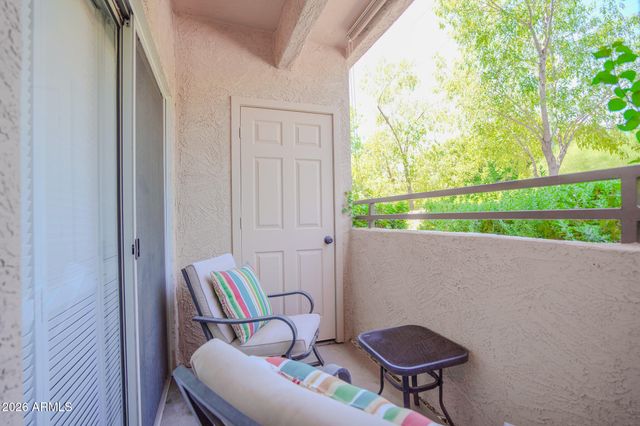 10410 N CAVE CREEK Road 1111, Phoenix, AZ 85020