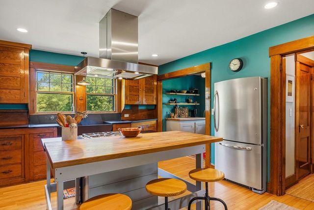 407 Main Street, Eliot, ME 03903