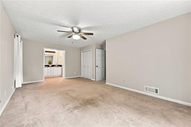 1599 Rangewood Drive SW, Lilburn, GA 30047