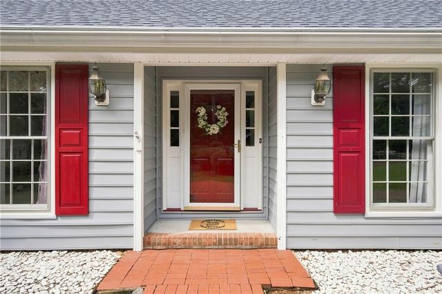 1599 Rangewood Drive SW, Lilburn, GA 30047