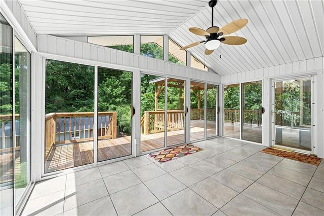 1599 Rangewood Drive SW, Lilburn, GA 30047