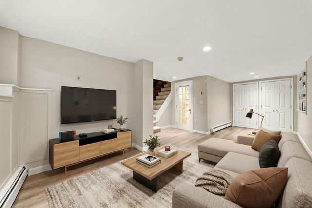 61 W Cedar St 1, Boston, MA 02114