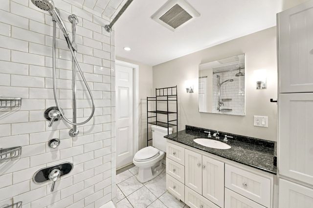 61 W Cedar St 1, Boston, MA 02114
