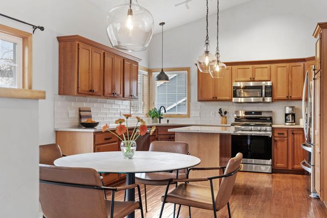 4574 Hummingbird Trail NE, Prior Lake, MN 55372